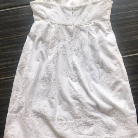BCBG MaxAzria White cotton embroidered strapless summer dress size 2 - Picture 11 of 16